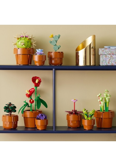 LEGO® Botanicals Minik Bitkiler 10329 – Yetiskinler için Farkli Türlerde 9 Bitki Içeren Yapay Çiçek Modeli Yapim Seti (758 Parça)