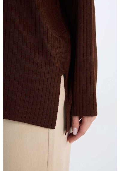 DeFacto Relax Fit Bisiklet Yaka Basic Düz Triko Tunik Kazak E2938AX24WNBN320 Kahve