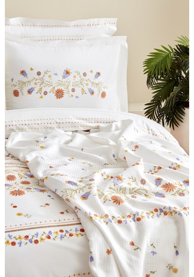 Karaca Home Clarice %100 Pamuk Çift Kişilik Nevresim Pike Takımı Multicolor 200.22.11.0340 Çok Renkli