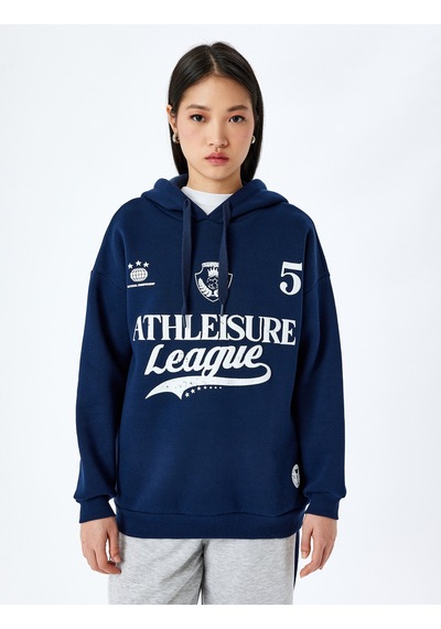 Koton Kapüşonlu Kolej Baskılı Oversize Sweatshirt Lacivert 5wal10807ık Lacivert Koton Kapüşonlu Kolej Baskılı Oversize Sweatshirt Lacivert 5wal10807ık Lacivert