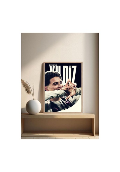 Poster Kenan Yıldız Futbol Tablo Poster Ahşap Çerçeveli Çok Renkli - 867729465 Çok Renkli