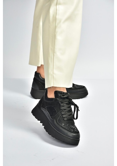 Fox Shoes V820720309 Siyah Kalın Tabanlı Spor Ayakkabı Sneakers Siyah