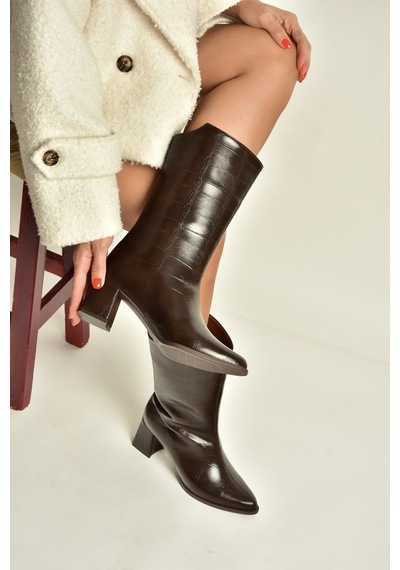 Fox Shoes Z758292511 Kahverengi Kroko Baskılı Kalın Topuklu Kadın Bot