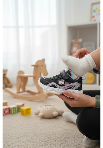 Enoch Hello Kitty Karakter Figürlü Ve Kanat Detaylı Kız Çocuk Spor Ayakkabı Siyah - Fuşya Enoch Hello Kitty Karakter Figürlü Ve Kanat Detaylı Kız Çocuk Spor Ayakkabı Siyah - Fuşya