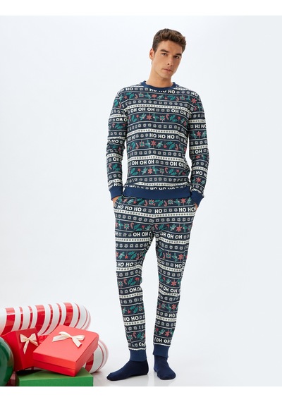 Koton Yılbaşı Temalı Rahat Kesim Pamuklu Örme Pijama Seti Lacivert Desenli 5wlm40033mk Lacivert Desenli Lacivert