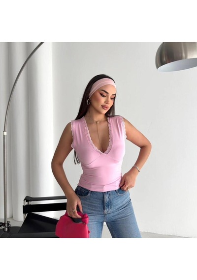Kadın Derin V Yaka Dantel Detaylı Slim Fit Bluz Kolsuz Şık Kadın Bluz Pembe