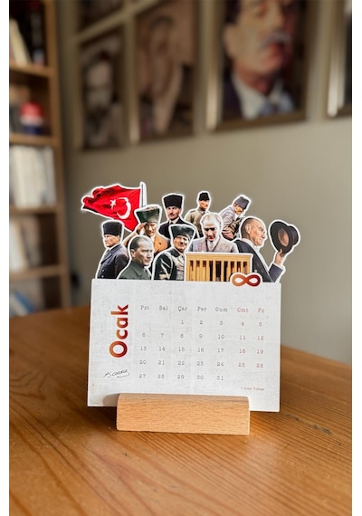 2025 Özel Tasarım Gazi Mustafa Kemal Atatürk Temalı Takvim, 2025 Takvim Özel Desen Yılbaşı Hediyesi, Masa Takvimi
