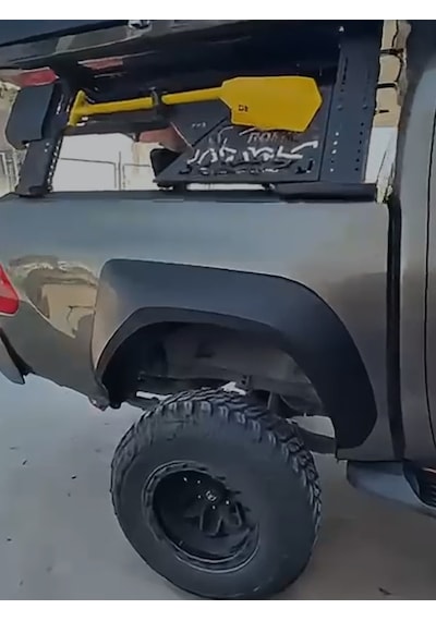 Toyota Hilux Invincible 2021 Ve Üzeri Gr Dodik Seti Çamurluk Dodik Kaplama Mat Siyah Abs Plastik 4 Parça
