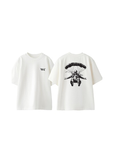 Thewert Paraşutle İnen Adam Tasarım Sırt Baskılı Pamuk Beyaz Oversize T-shirt