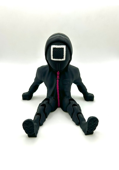 Squid Game Subay Figürü - 10cm