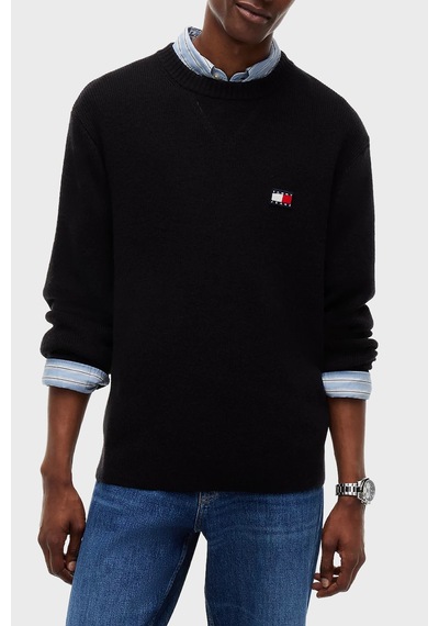 Tommy Jeans Logolu Pamuklu Regular Fit Bisiklet Yaka Kazak Erkek Kazak Dm0dm23572 Bds Siyah Tommy Jeans Logolu Pamuklu Regular Fit Bisiklet Yaka Kazak Erkek Kazak Dm0dm23572 Bds Siyah