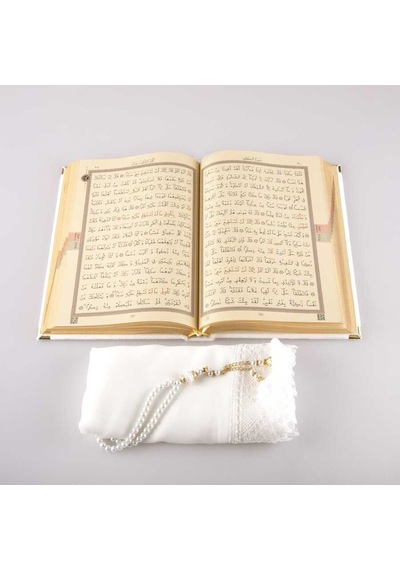 Şal + Tesbih + Kuran Hediye Seti (Çanta Boy, Kadife, Beyaz)