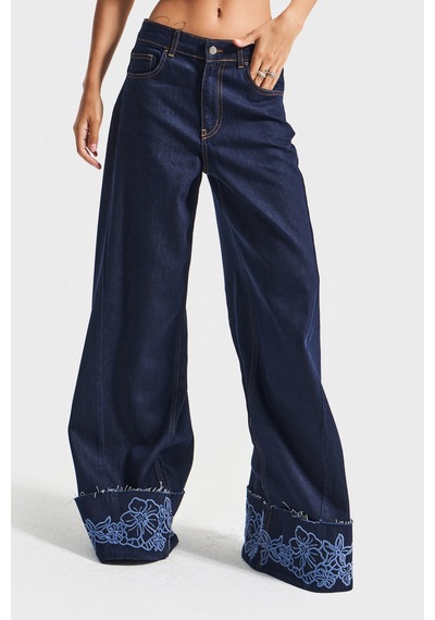 Itsbasic Kadın İndigo Mavi Renk 7w5-50 Palazzo Fit Viskon Kumaş Çiçek Nakışlı Özel Tasarım Denim Jean