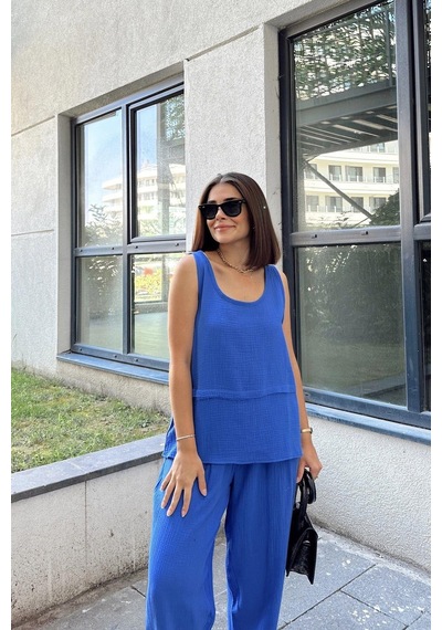WeShaya Saks İthal Müslin Kumaş, Basic, Katlı, Salaş Askılı Bluz & Atlet Saks