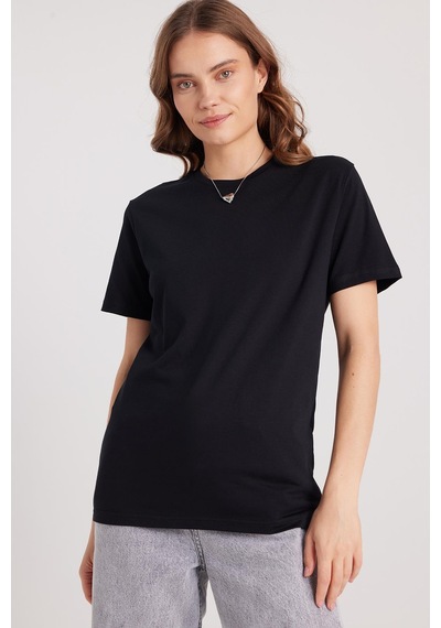 Tudors Kadın Slim Fit Dar Kesim Pamuklu Yumuşak Doku Likralı Esnek Kumaş Basic Siyah Bisiklet Yaka Tişört-37833 Siyah