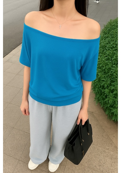Koyu Mavi Kadın Düşük Omuz Kayık Yaka Oversize T-shirt Çok Renkli