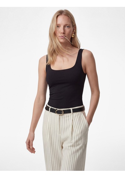 Koton Kare Yaka Slim Fit Kalın Askılı Crop Üst Siyah 6sak10228ek