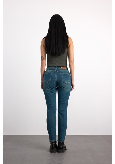 23030-73603 Kadın Mom Fit Hıgh Rıse Tapered Leg Denim Pantolon 23030-73603 Brown