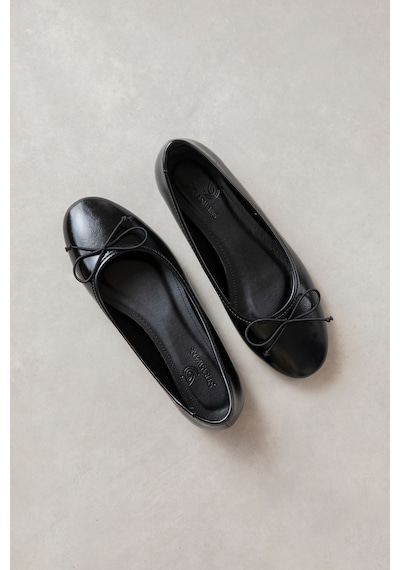 Wolk Shoes Lily Kadın Fiyonk Detay Deri Babet Siyah