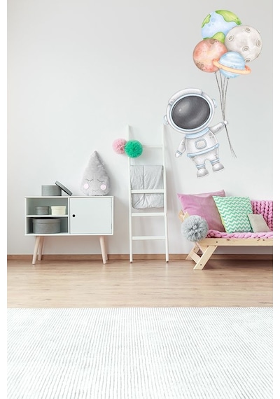 Sevimli Astronot Ve Balonlar Temalı Çocuk Ve Bebek Odası Dekoratif Duvar Sticker Seti