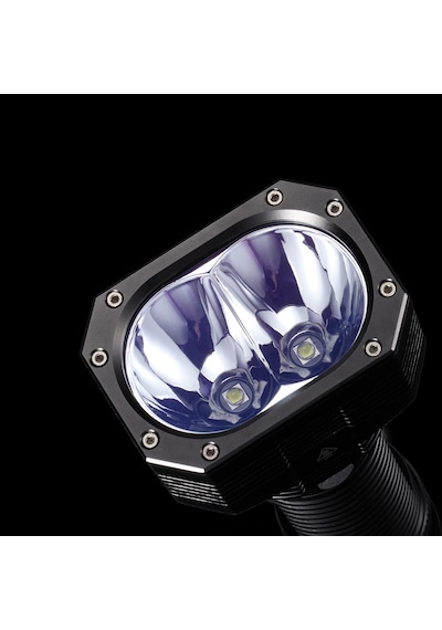 Nitecore Eax 2000 Lumen El Feneri (8xaa) Siyah
