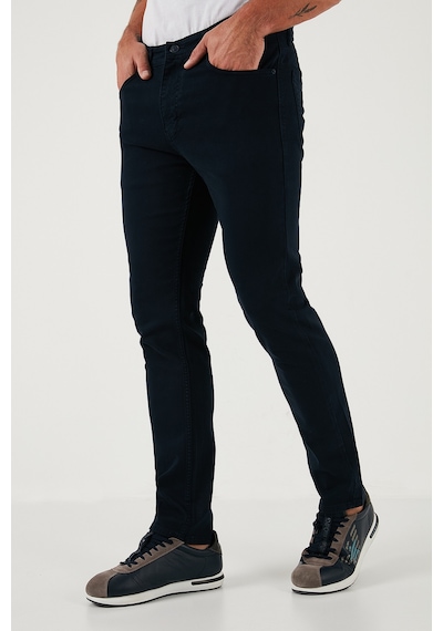 Buratti Streç Pamuklu Regular Fit Normal Bel Düz Paça Erkek Pantolon 674002 Lacivert Buratti Streç Pamuklu Regular Fit Normal Bel Düz Paça Erkek Pantolon 674002 Lacivert