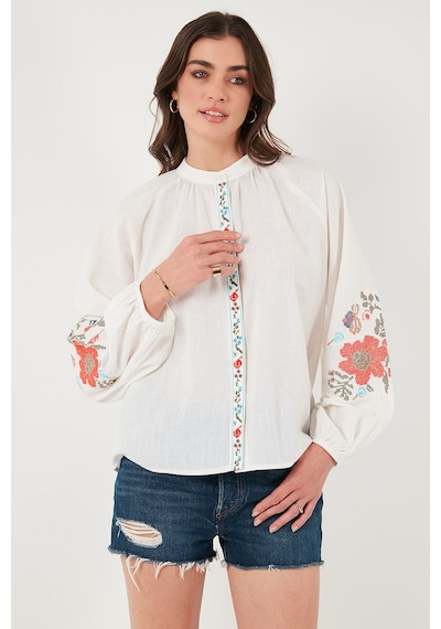 Lela Nakışlı Pamuklu Regular Fit Balon Kol Yazlık Bayan Gömlek 611Bz0173 Beyaz-Mercan Lela Nakışlı Pamuklu Regular Fit Balon Kol Yazlık Bayan Gömlek 611Bz0173 Beyaz-Mercan
