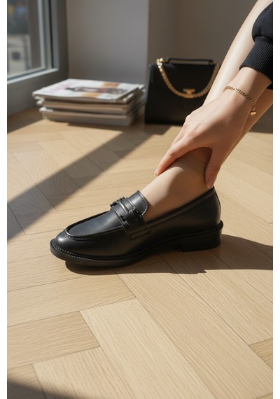 Enoch Kadın Minimalist Metal Köprü Detaylı Maskülen Şehir Loafer Siyah
