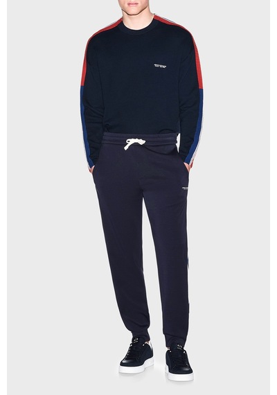 Armani Exchange Regular Fit Lastikli Paça Jogger Pantolon Erkek Pantolon Xm002893 Af19936 Ub101 Lacivert Armani Exchange Regular Fit Lastikli Paça Jogger Pantolon Erkek Pantolon Xm002893 Af19936 Ub101 Lacivert