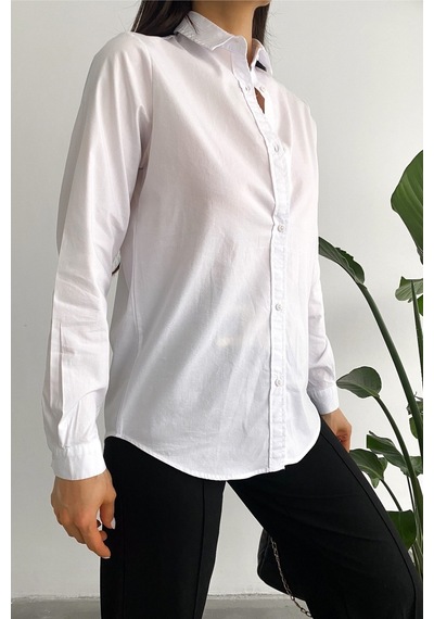 Femelle Kadın Beyaz Yeni Sezon Slim Fit Basic Gömlek