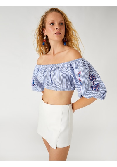 Koton Nakışlı Crop Bluz Omzu Açık Mavi Çizgili 2sak30116ew Mavi Çizgili