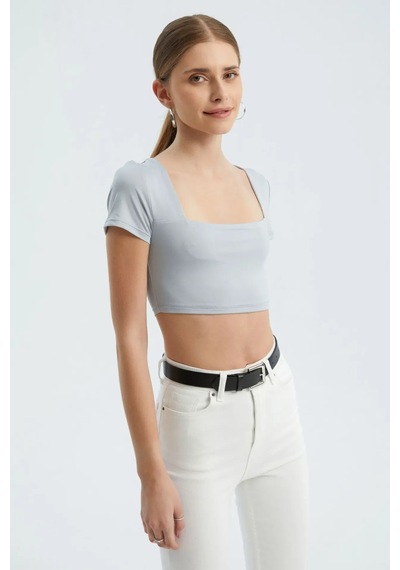 Hiccup Kare Yaka Temel Crop Top Açık Gri
