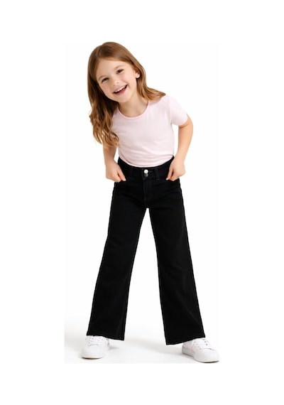 İrem Çocuk Giyim Kız Çocuk Geniş Paça Model Çift Düğme Detaylı Fermuar Kapamalı Eskitme Desenli Siyah Renk Kot Pantolon Siyah İrem Çocuk Giyim Kız Çocuk Geniş Paça Model Çift Düğme Detaylı Fermuar Kapamalı Eskitme Desenli Siyah Renk Kot Pantolon Siyah