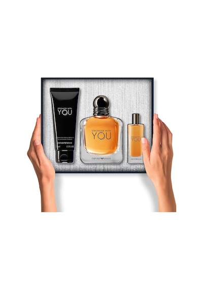 Emporio Armani Stronger With You Edt 100 Ml + Stronger With You Edt 15 Ml + Body Shampoo 75 Ml Erkek Parfüm Seti Baharat - Odunsu Emporio Armani Stronger With You Edt 100 Ml + Stronger With You Edt 15 Ml + Body Shampoo 75 Ml Erkek Parfüm Seti Baharat - Odunsu
