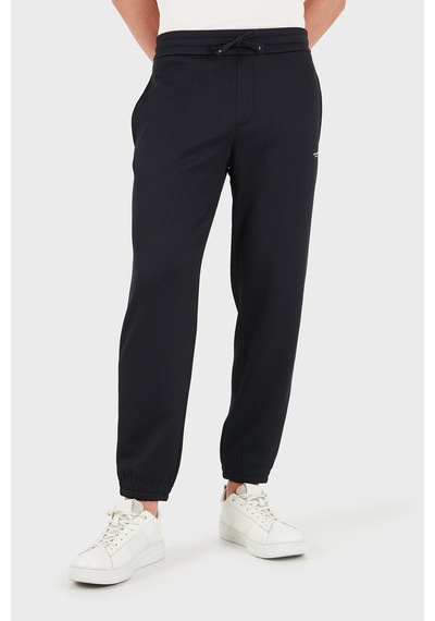 Armani Exchange Logolu Normal Bel Lastikli Paça Pantolon Erkek Pantolon Xm003426 Af28569 Ub101 Lacivert Armani Exchange Logolu Normal Bel Lastikli Paça Pantolon Erkek Pantolon Xm003426 Af28569 Ub101 Lacivert