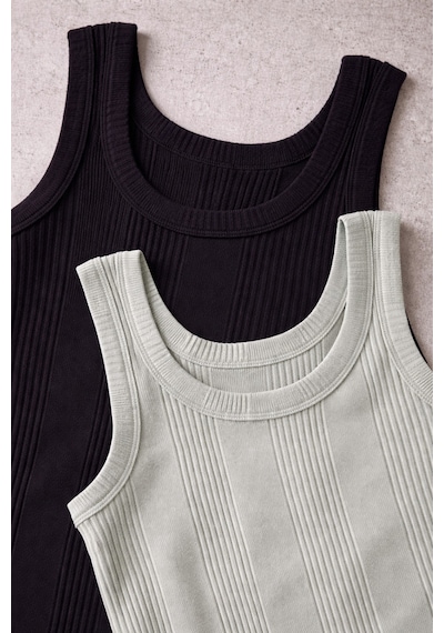 Demirsa Boutique Pamuklu Penye Kaşkorse Kumaş Kalın Askılı Oval Yaka Siyah Ve Yeşil Renk Kadın 2'li T-shirt Atlet Yeşil-siyah Demirsa Boutique Pamuklu Penye Kaşkorse Kumaş Kalın Askılı Oval Yaka Siyah Ve Yeşil Renk Kadın 2'li T-shirt Atlet Yeşil-siyah