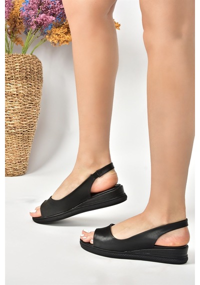 Fox Shoes Siyah Kadın Sandalet K674300609