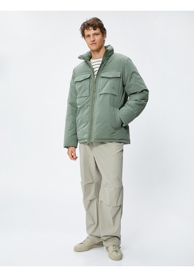 Koton Anorak Ceket Klasik Yaka Fermuarlı Cep Detaylı Yeşil 4Wam20040Hw 4Wam20040Hw786 Yeşil Koton Anorak Ceket Klasik Yaka Fermuarlı Cep Detaylı Yeşil 4Wam20040Hw 4Wam20040Hw786 Yeşil