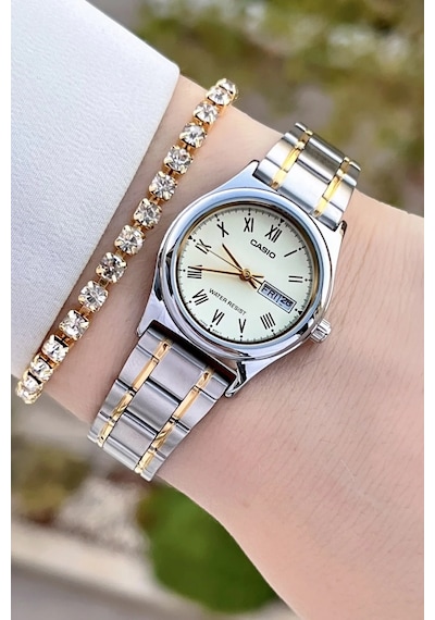 Casio Csgnct143 Kadın Kol Saati Gümüş