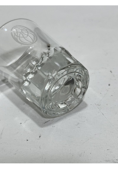 Desenli Kristal Cam Likör Bardağı Defolu