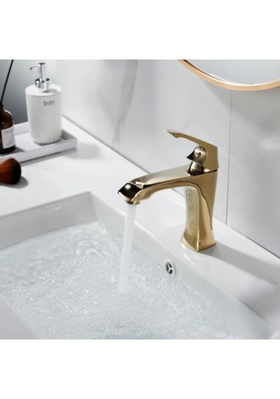 Altın Batarya Seti İle Lüks Banyo Tasarımı
