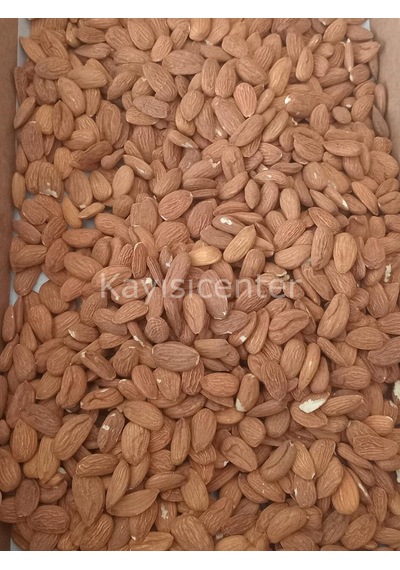 Toptan Yerli Feragnes Badem İçi 25 Kg 25 KG