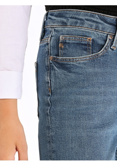 Colin's Colins 703 Carla Dar Kesim Orta Bel Düz Paça Mavi Jean Kadın Pantolon Cl1065294 Denim Colin's Colins 703 Carla Dar Kesim Orta Bel Düz Paça Mavi Jean Kadın Pantolon Cl1065294 Denim
