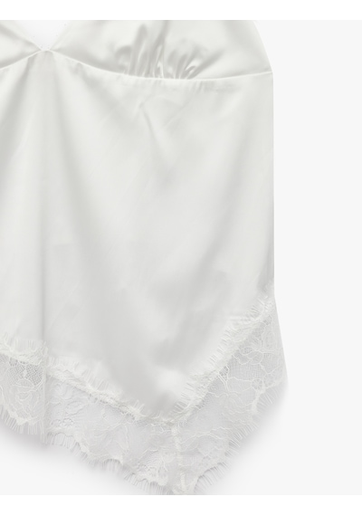 Koton Dantel Detaylı İnce Askılı Pijama Üstü Beyaz Beyaz 6slk90017mw