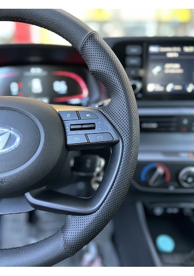 Hyundai Bayon 2020-2024 Araca Özel Direksiyon Kılıfı Manuel Araç
