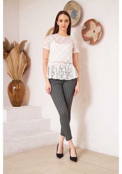 Darlin Moda Beyaz Dantelli Yakası Boncuk Detaylı Astarsız Bluz DM10331 Beyaz
