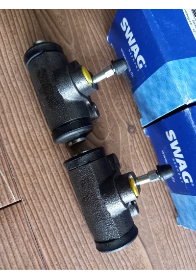 Bmw E30 Arka Fren Merkezi Takımı 2 Adet Swag