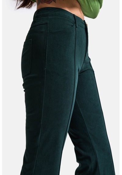 Kadın Koyu Yeşil Flare Fit Pürüzsüz Dokulu Esnek Velvet Kadife Kumaş Pantolon