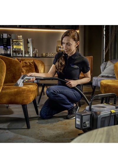 Karcher Puzzi 2/1 Bp Pack Akülü Döşeme Ve Koltuk Yıkama Makinesi