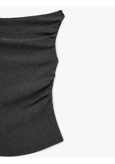Koton Slim Fit Drape Detaylı Asimetrik Yaka Kolsuz Bluz Antrasit 6sal30154ık Antrasit